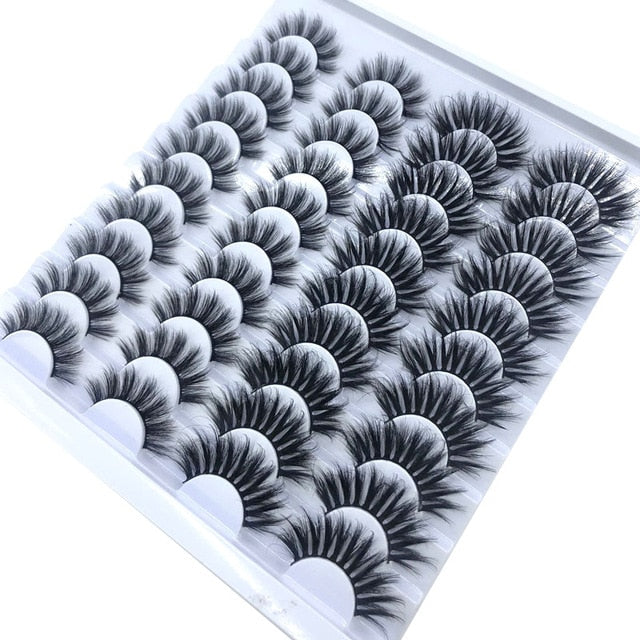 Natural false eyelashes