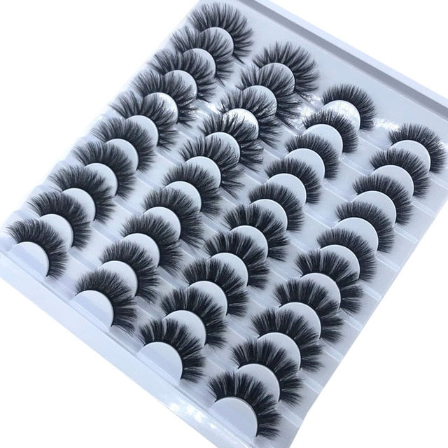 Natural false eyelashes