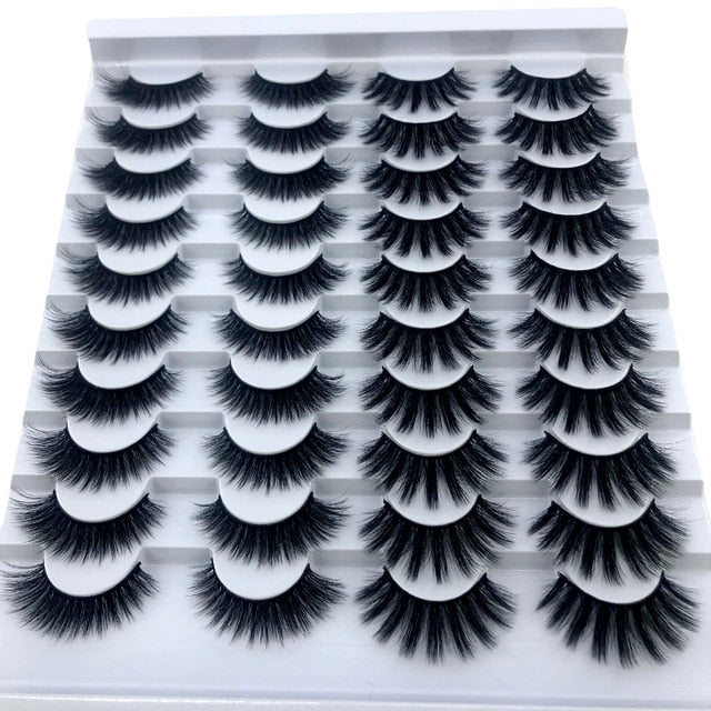 Natural false eyelashes