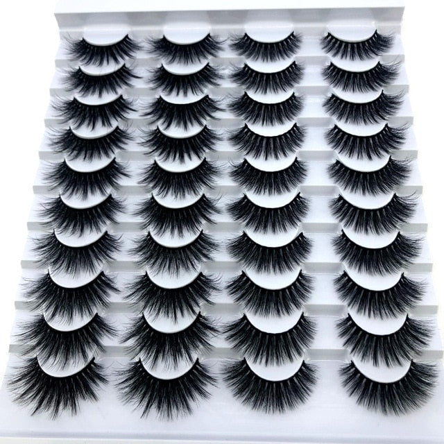 Natural false eyelashes