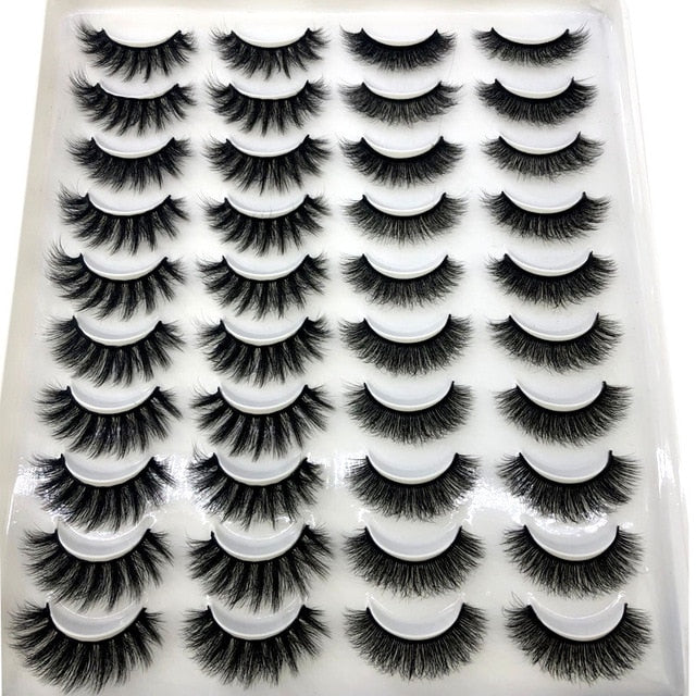 Natural false eyelashes